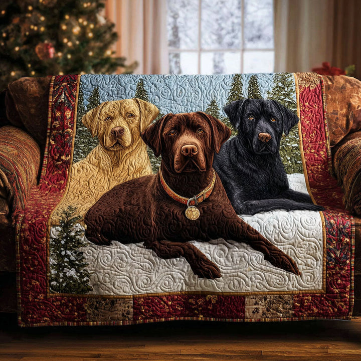 Labrador retriever tűzött kanapévédő