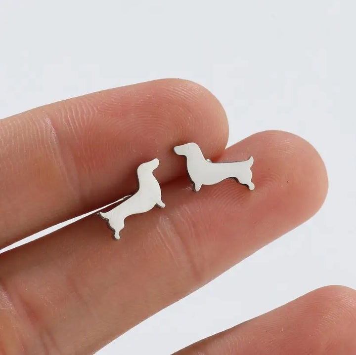 Dachshund fülbevalók – Minimalista fém fülbevalók
